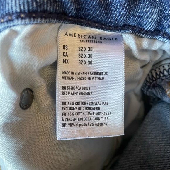 American Eagle “Dad Jean” - Picture 2 of 4